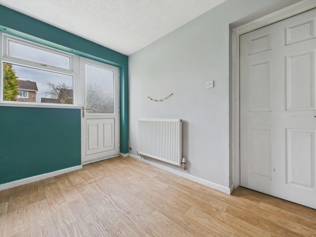 CAM04273G0-PR0119...