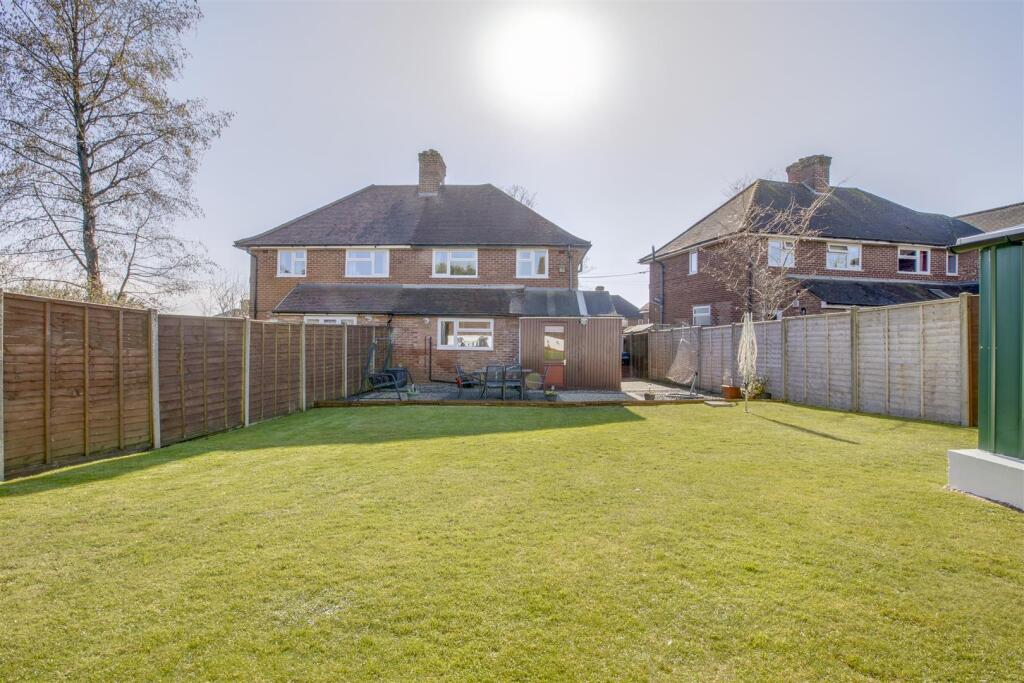 3 Jubilee Road, HP13 5TP-16.jpg