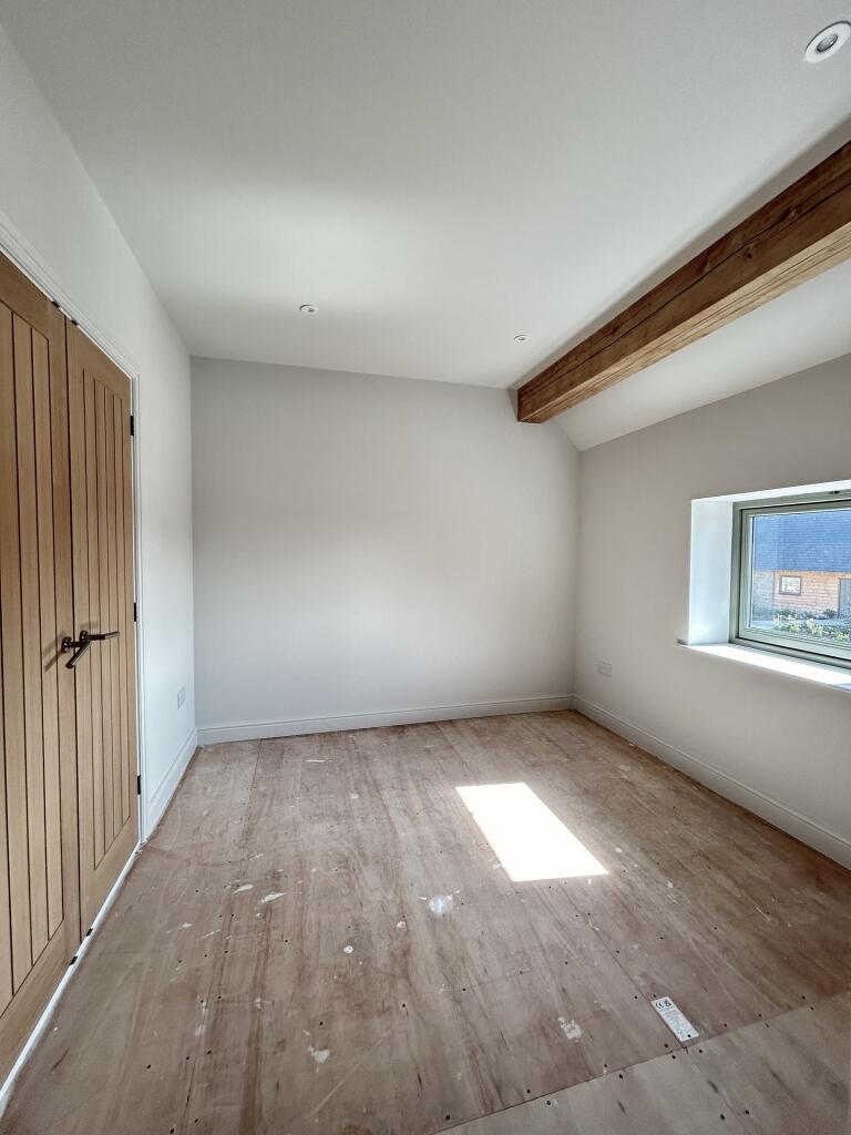 20240916_105334962_iOS