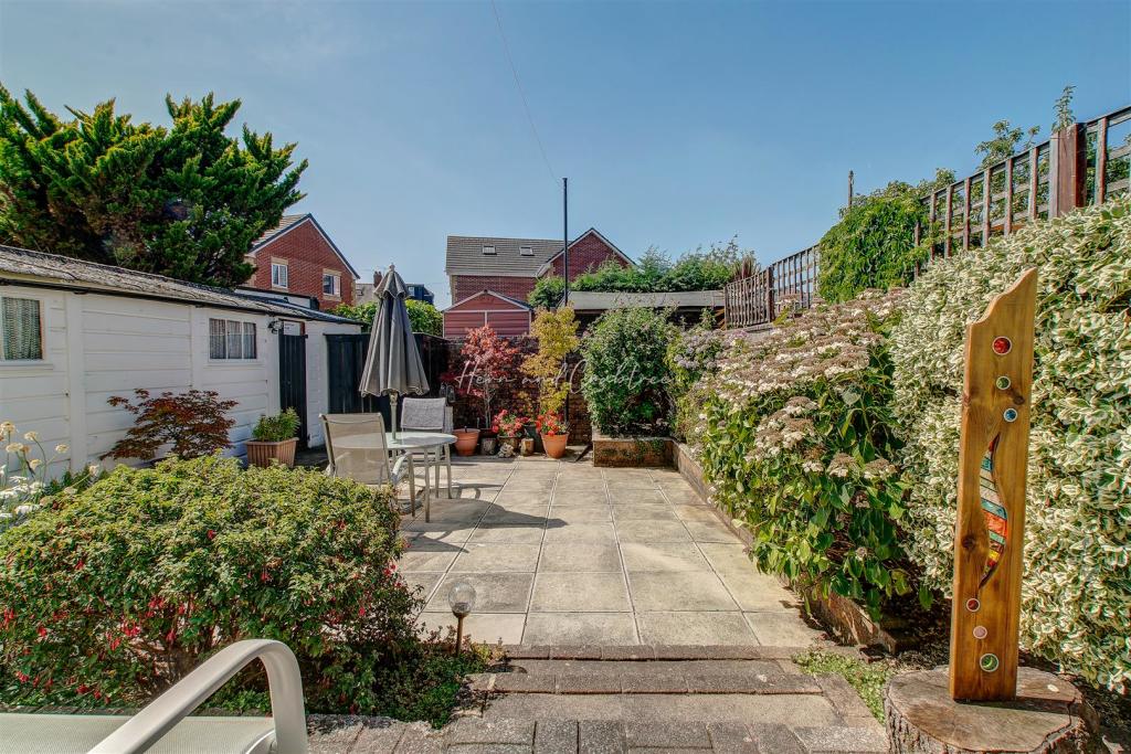 Richs Road, Heath, HernCrabtree (2).jpg