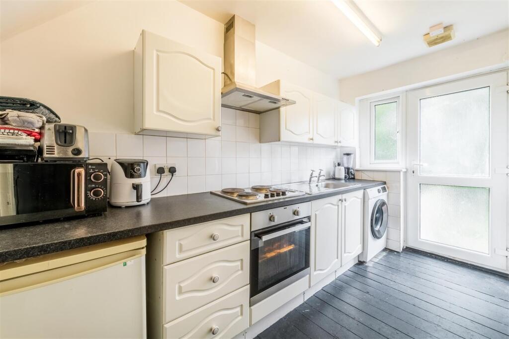 121 Milner Road-2.jpg