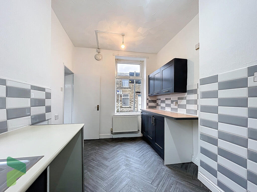 Fitted kitchen