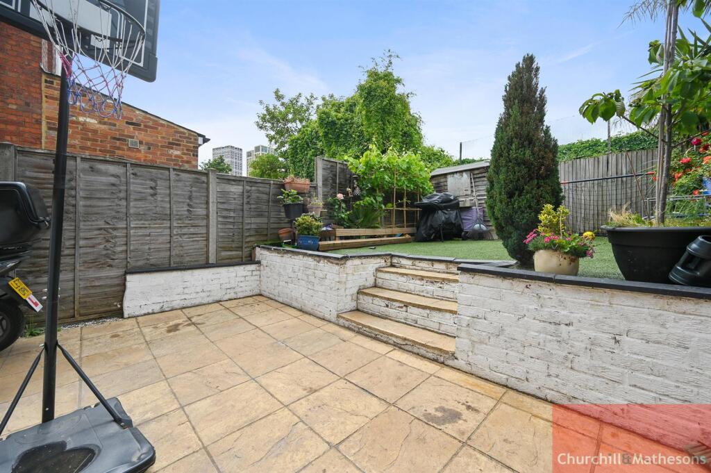 RCCHMAA- Wells House Road (8).jpg