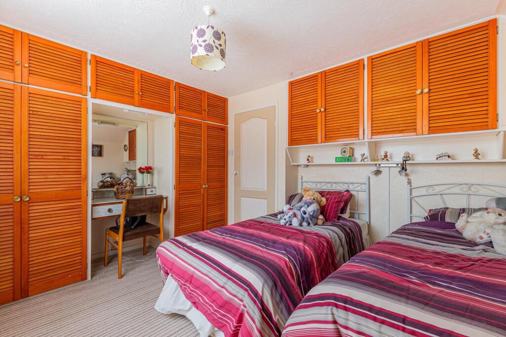 Wimbourne Crescent 14-14.jpg