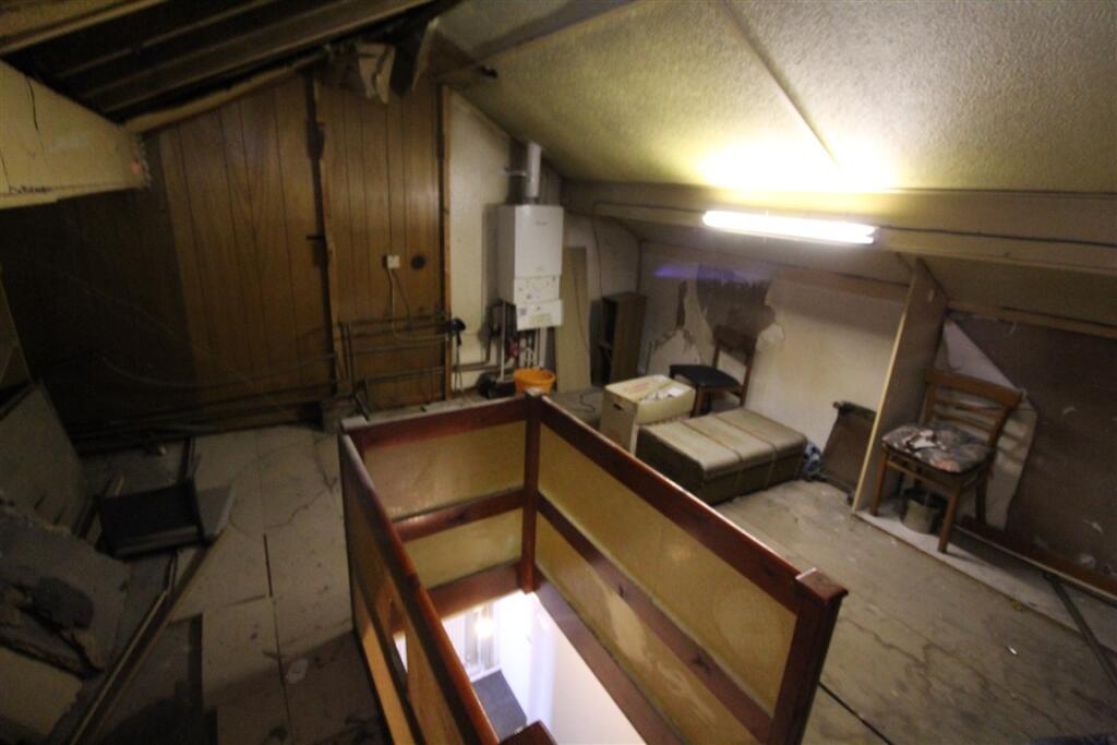 LOFT ROOM 2 T202509181619.jpg