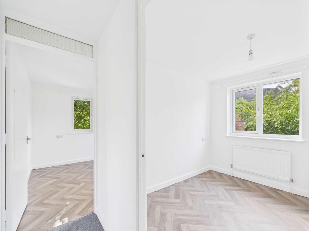 CAM03741G0-PR0091...