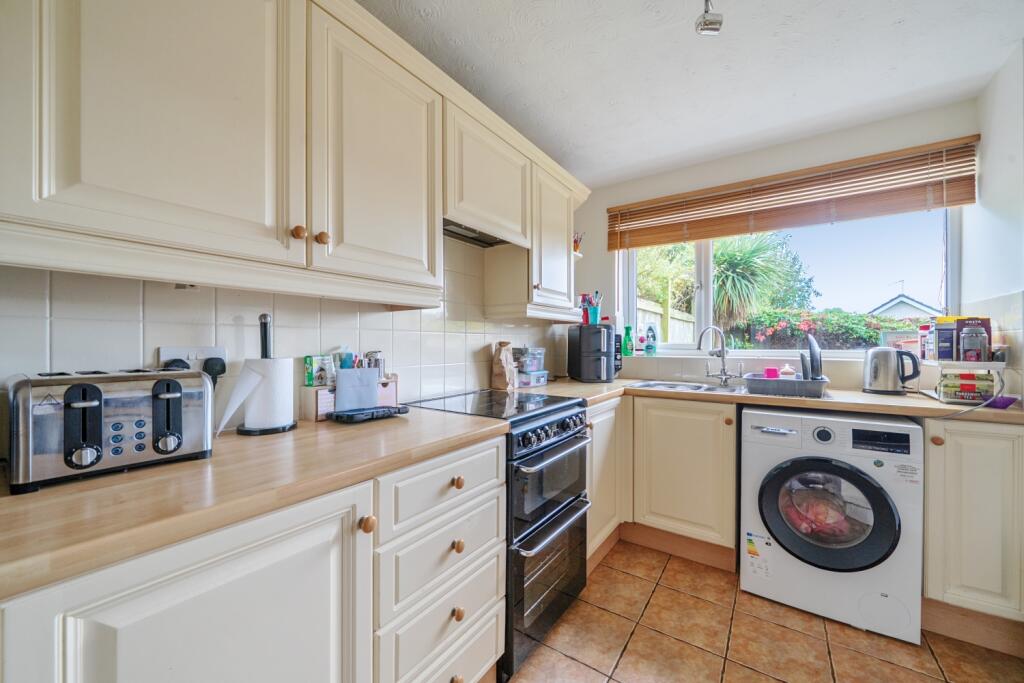 1363278-23-68e3a409be0d3-ARW