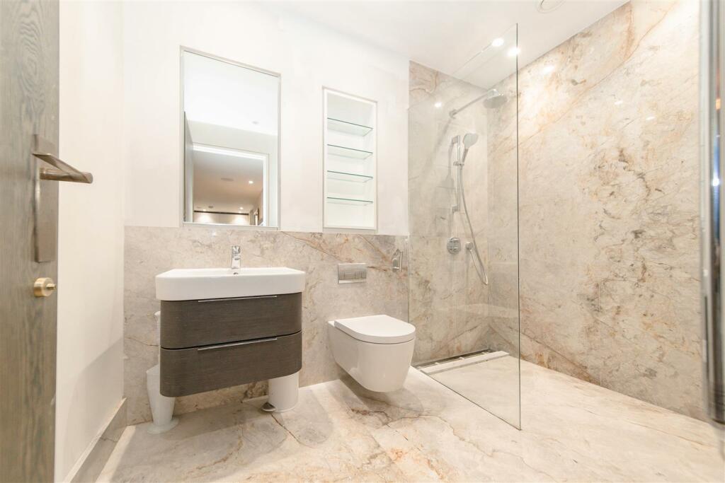 Bathroom .jpg