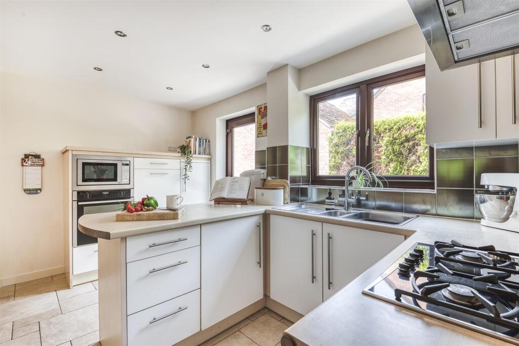Fitted Breakfast Kitchen