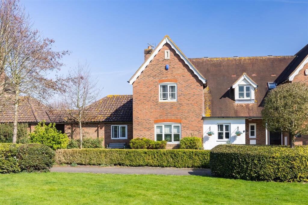 12 Forest Dr (36).jpg