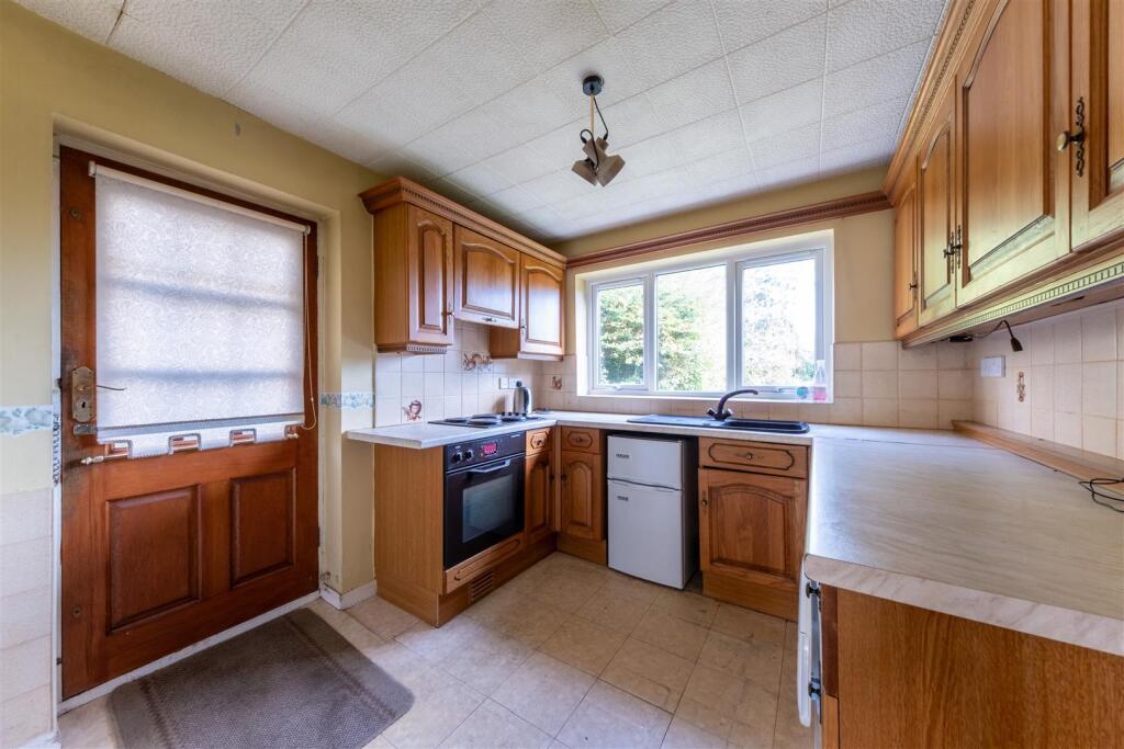 10 Orchard Drive-001.jpg