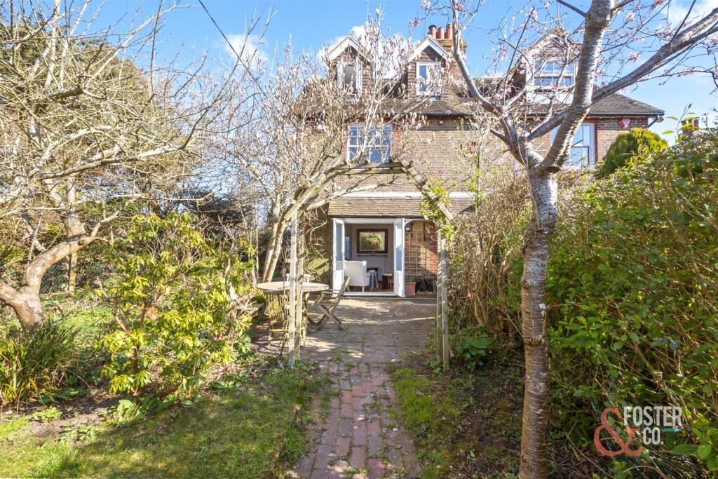 The Twitten 8-011.JPG