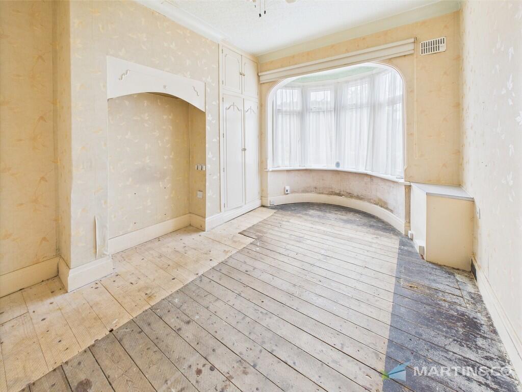 CAM02318G0-PR0461...