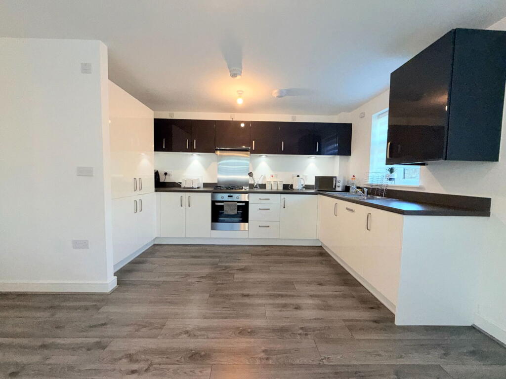 Guide Court, Audenshaw, Manchester, M34 5ZN