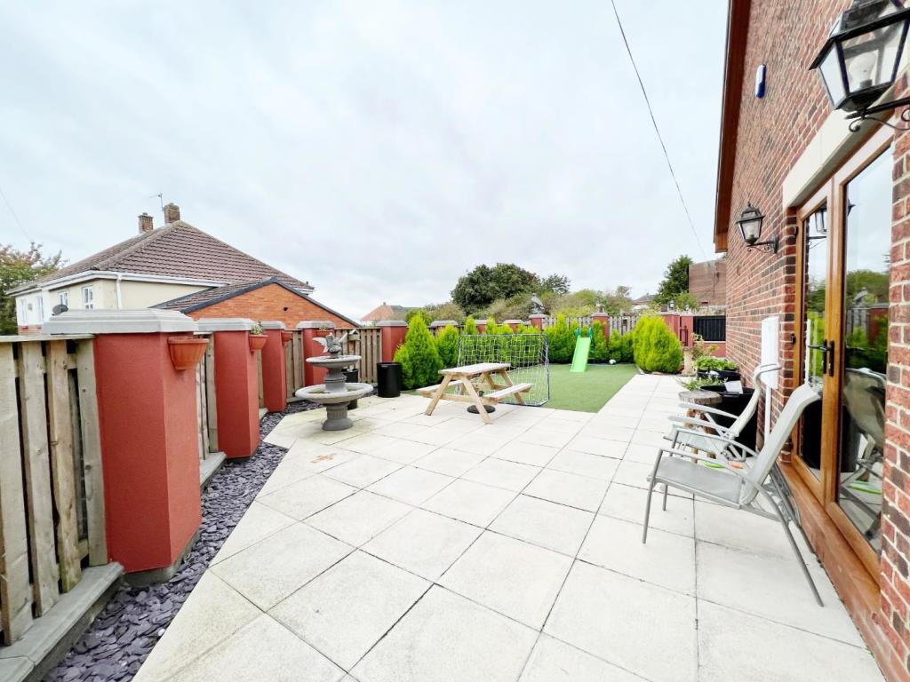 Garden pic 3.jpg