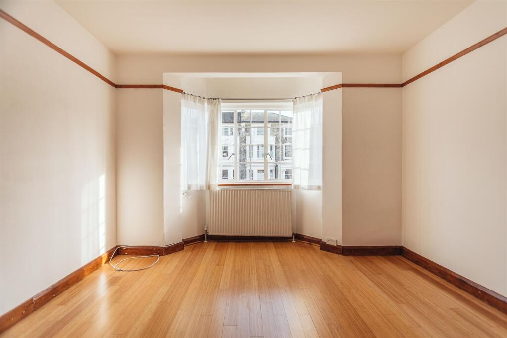OO_tollington court_daviesdavies_02.jpg