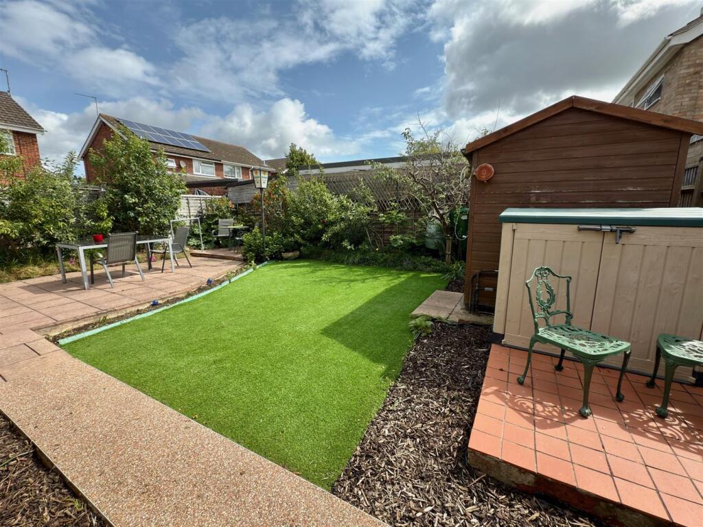 GARDEN.jpg