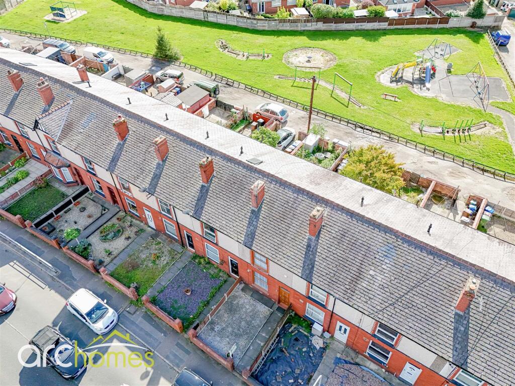 dji_fly_20250925_124524_0025_1758802819885_photo.j