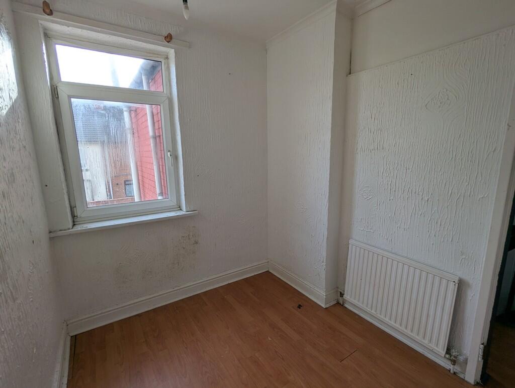 PXL_20251027_1255...