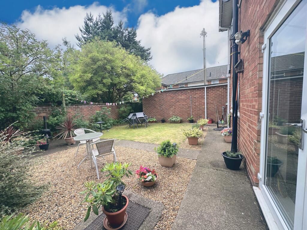 E189F6D5-84F5-438B-8EFB-93715B1B7F43