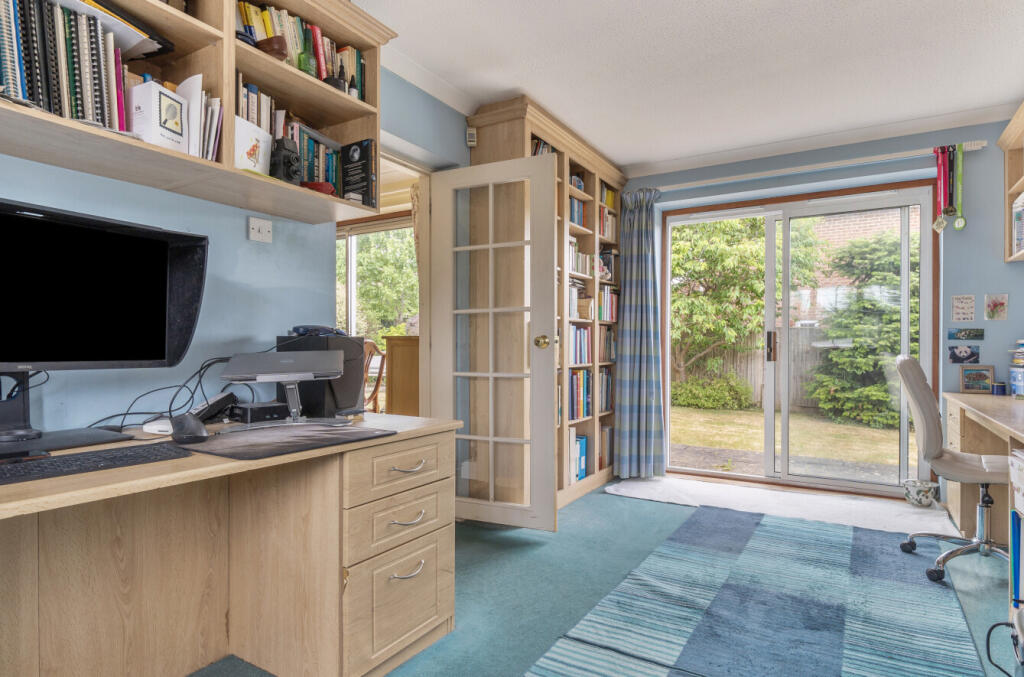 23-1311693-23-685...