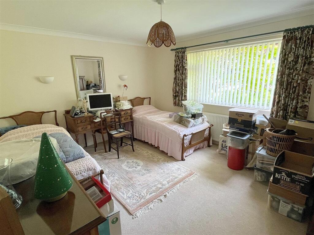 Bedroom One.jpg