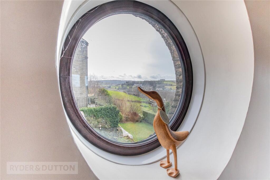 Porthole Window