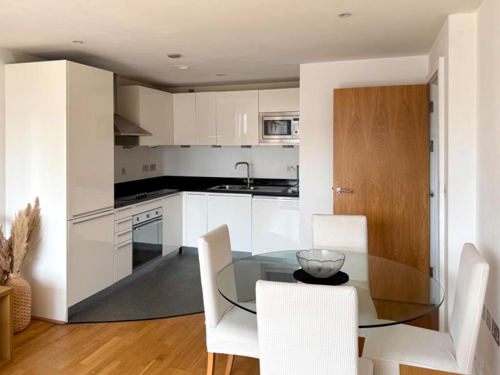 Kitchen/Living/Dining