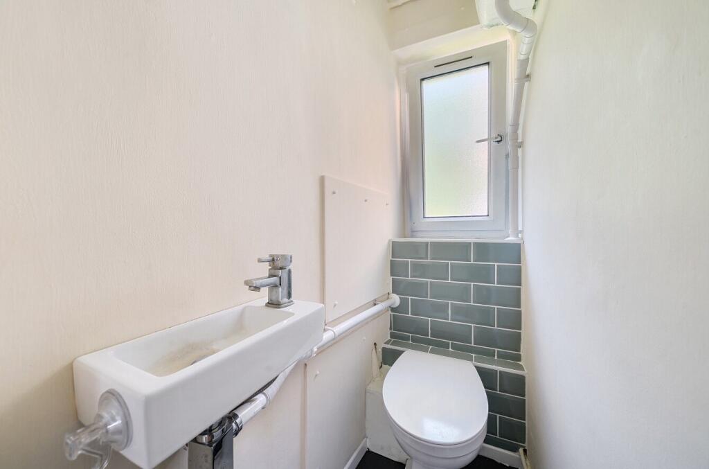 1289915-10-682492...