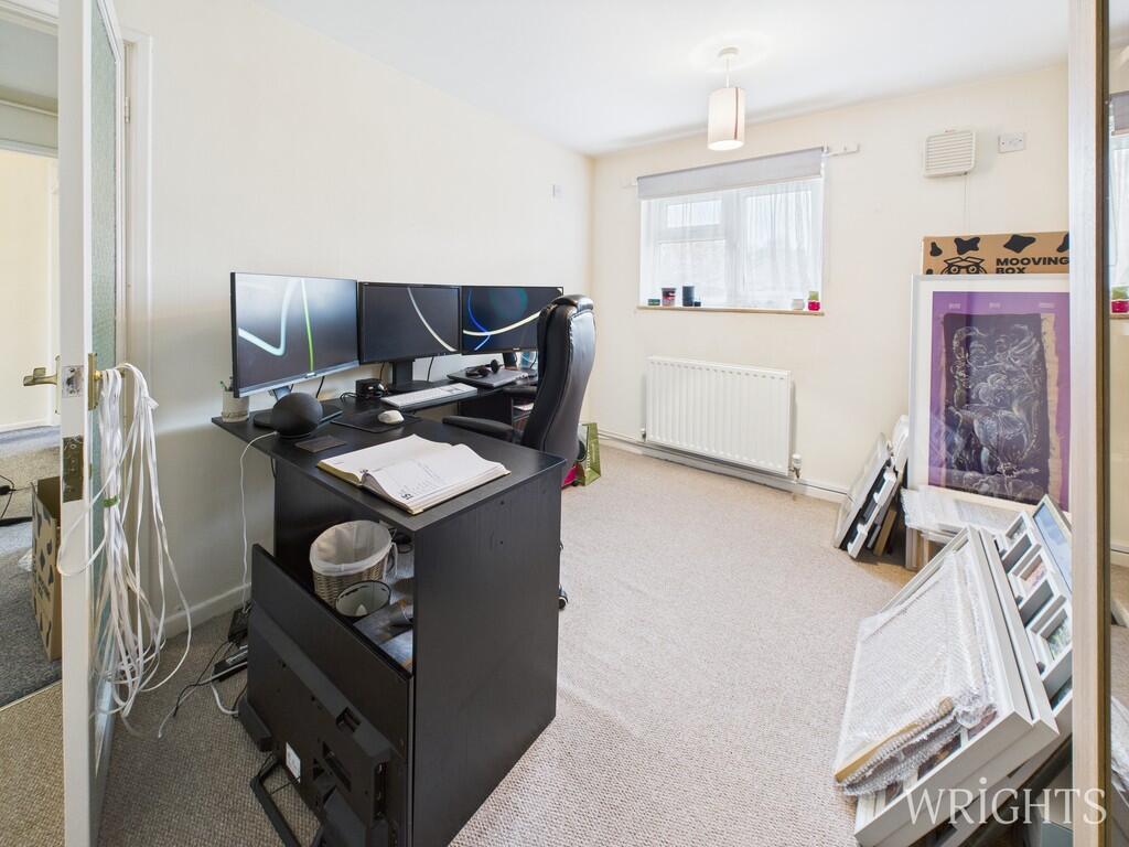 CAM02796G0-PR0380...