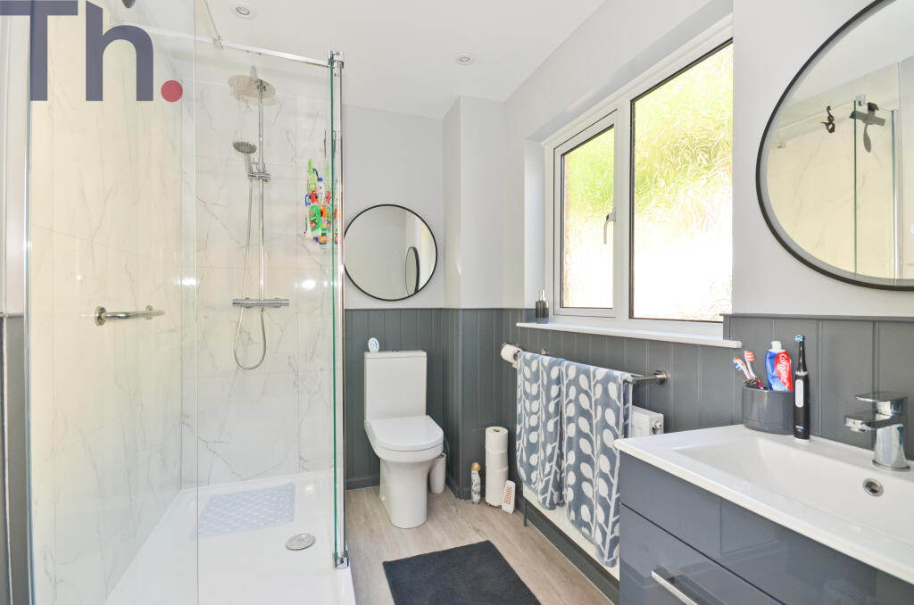 Shower Room.JPG