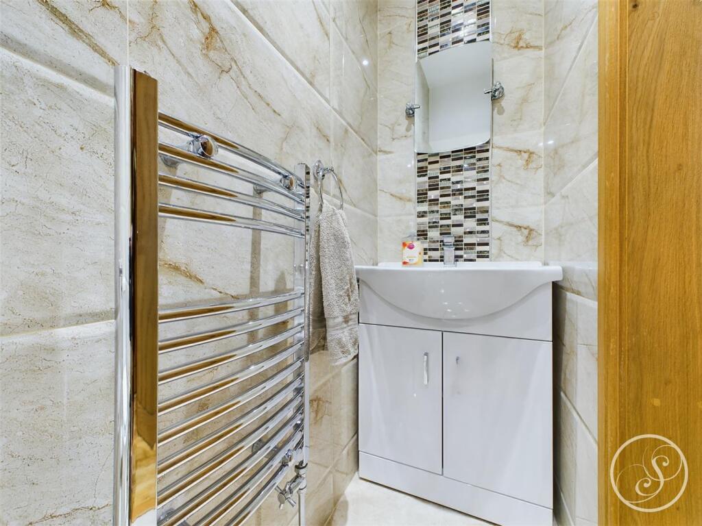GUEST WC