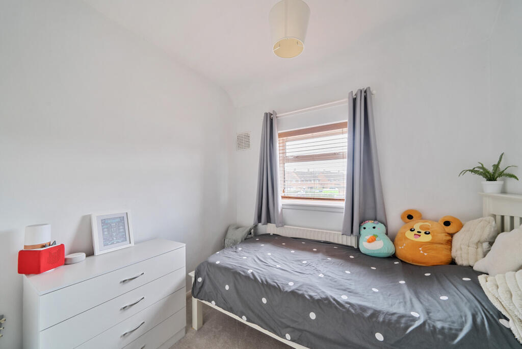 1336796-7-689cd27...