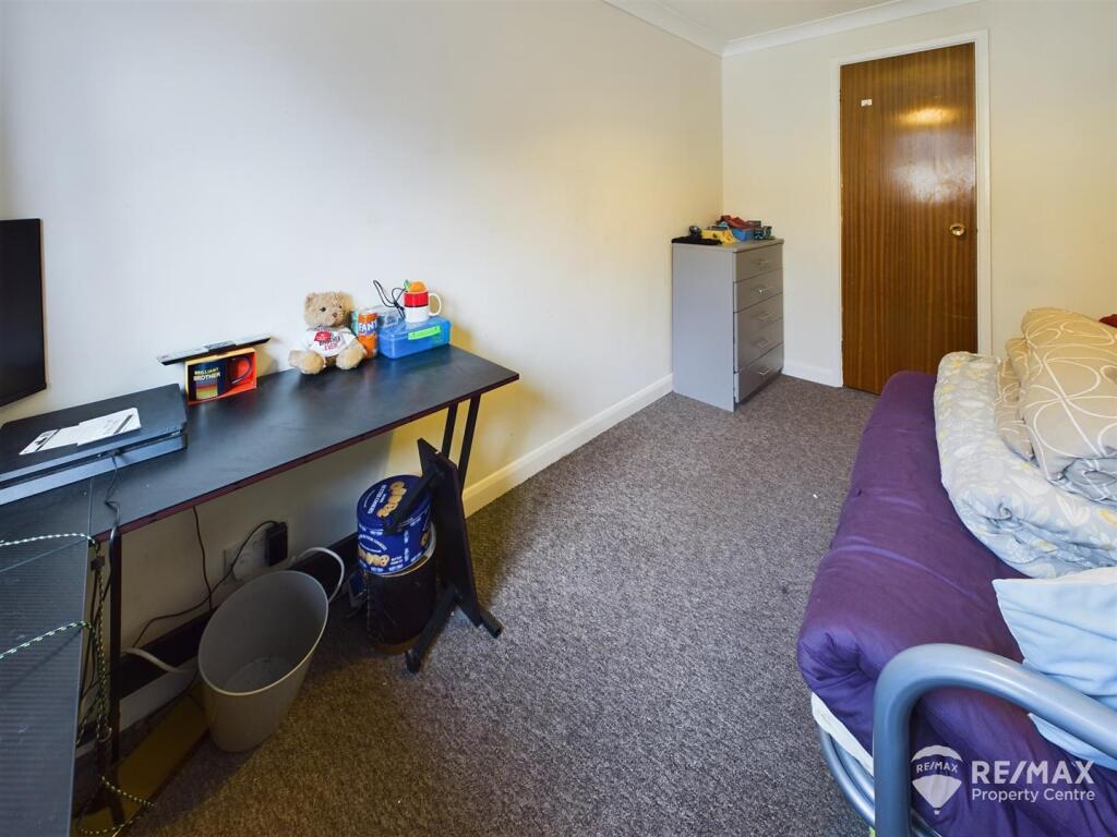 Bedroom 2 A (2).jpg