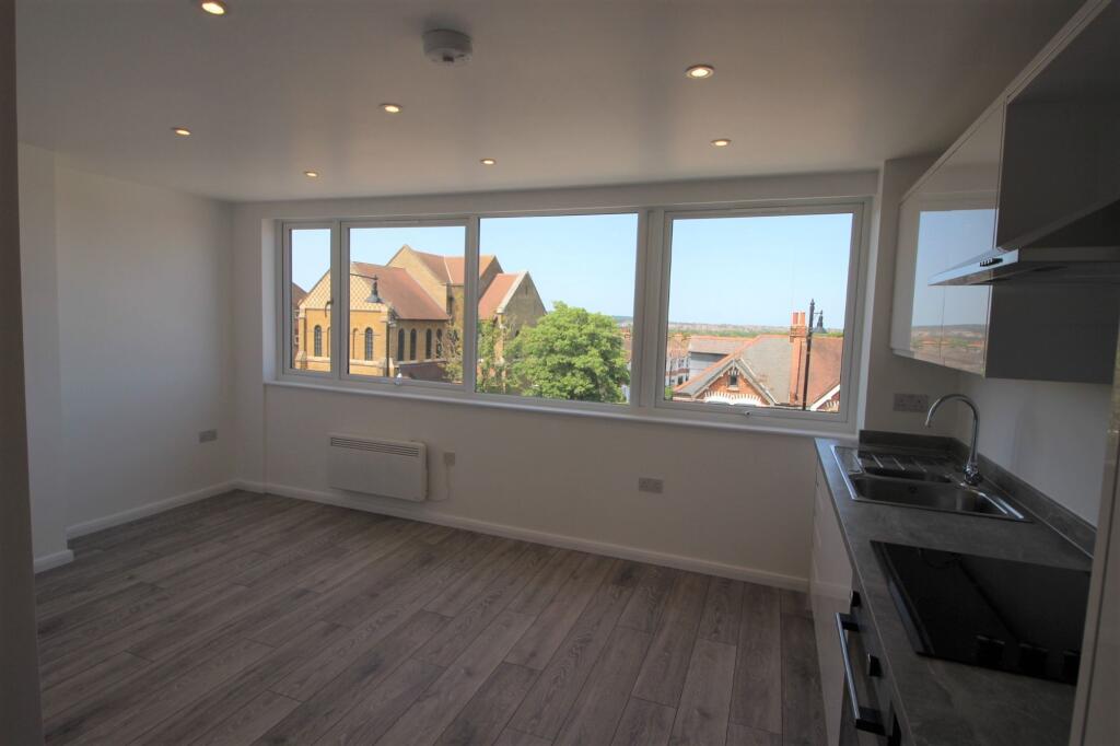 Open plan Kitchen/Living Area