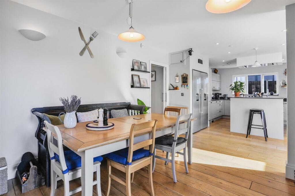 1442804326 -  32.jpg