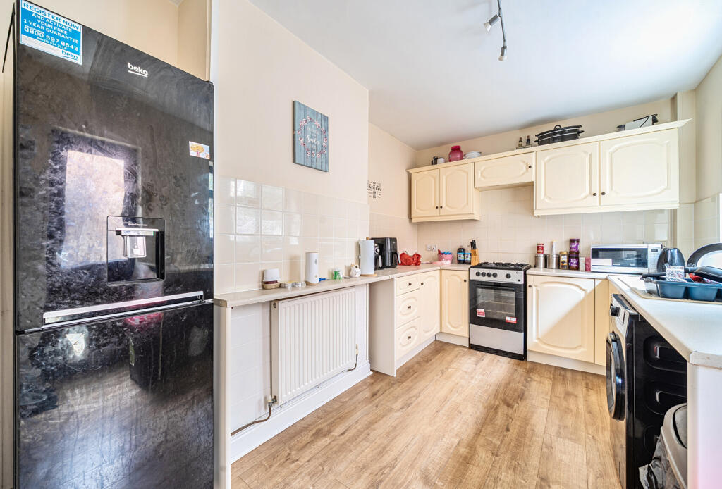 1364111-10-68e526...