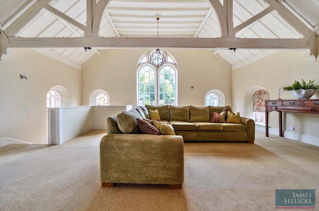 Open plan stting room