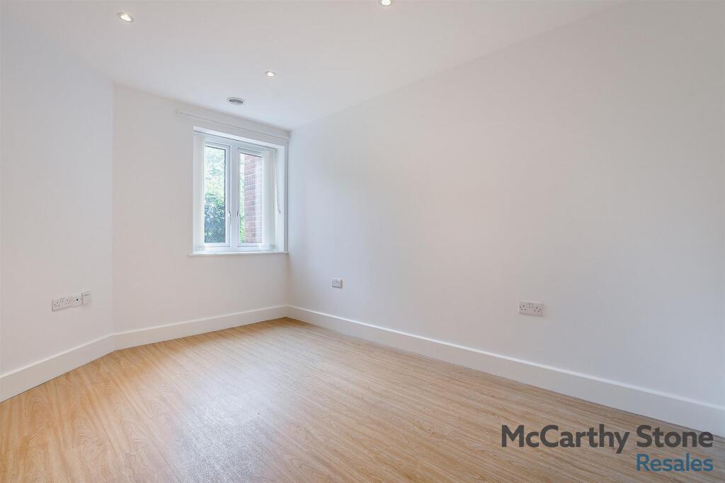 8651599-interior12-800.jpg