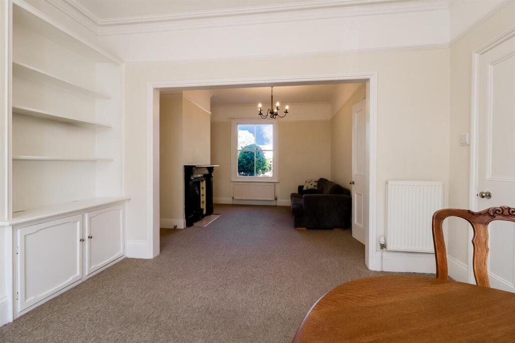 Living Room d.jpg