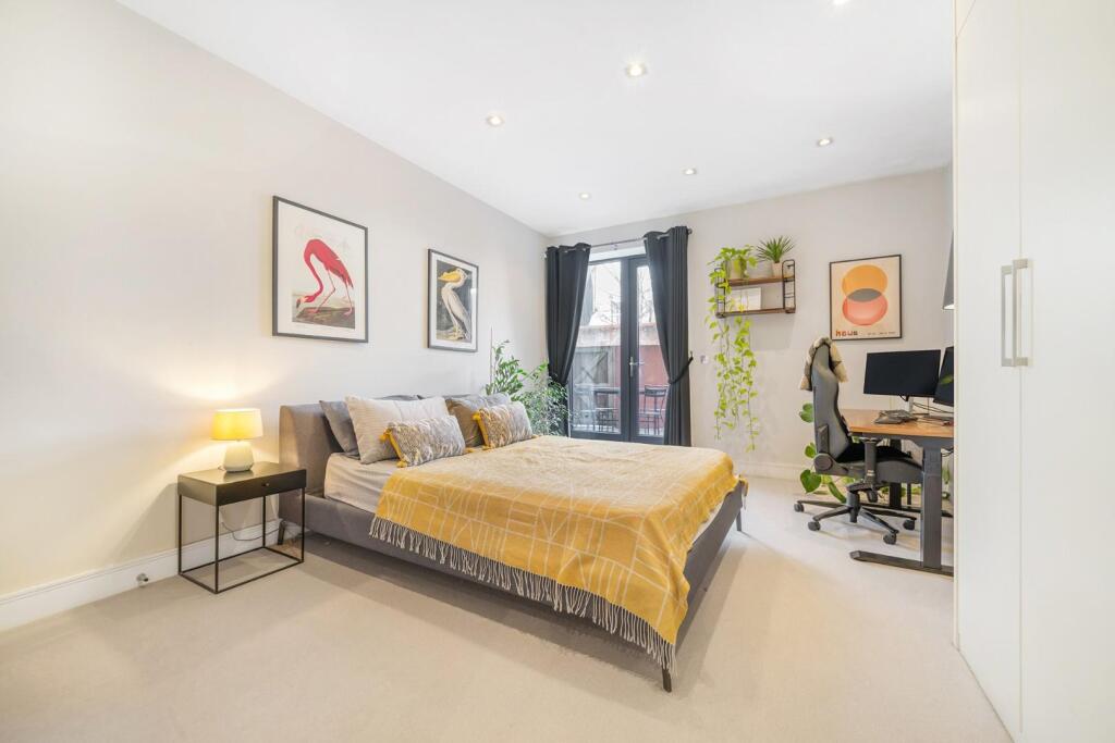 Bedroom 2.jpg