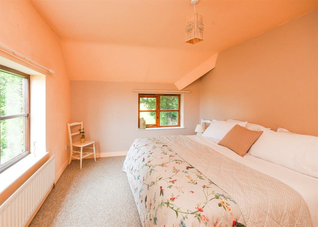 4 Beamish Lane - Bedroom 1.jpg