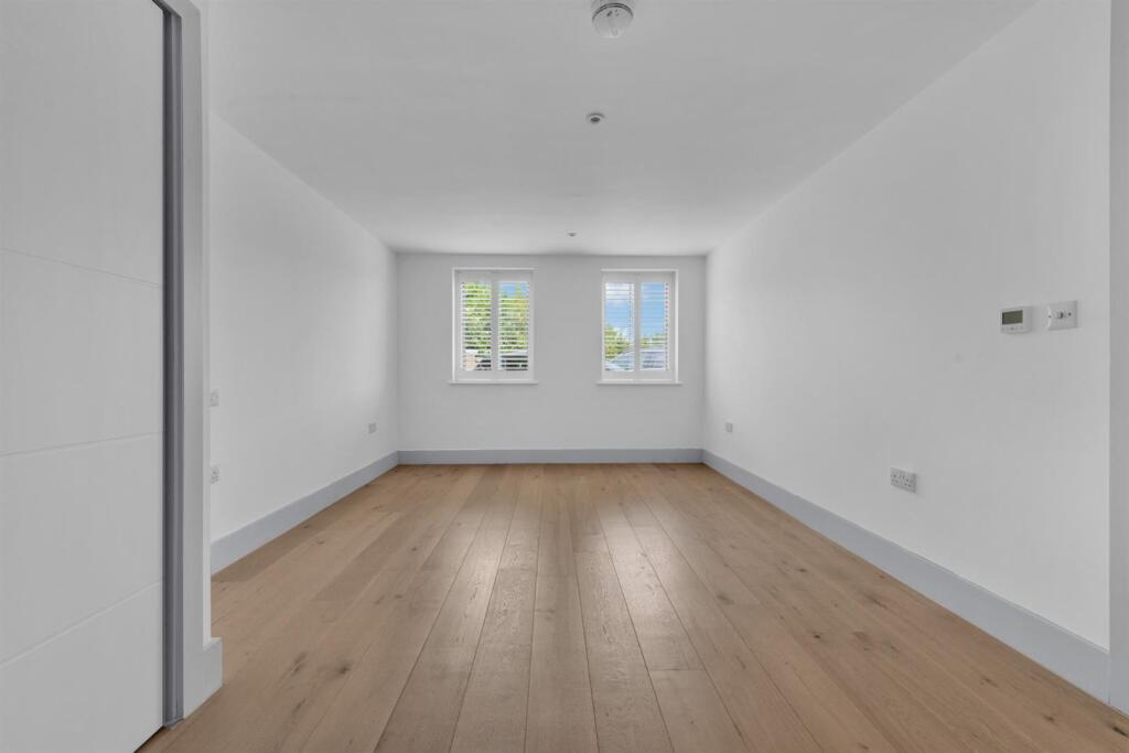 2 Eaton Crt-16 (FILEminimizer).jpg