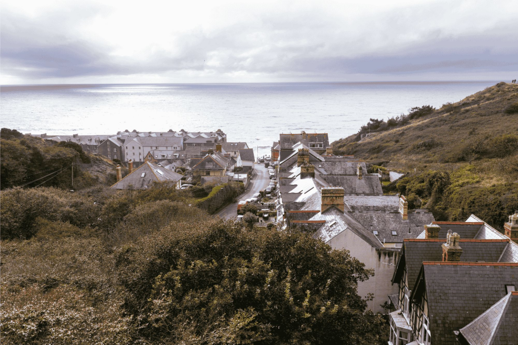 Hengoed views