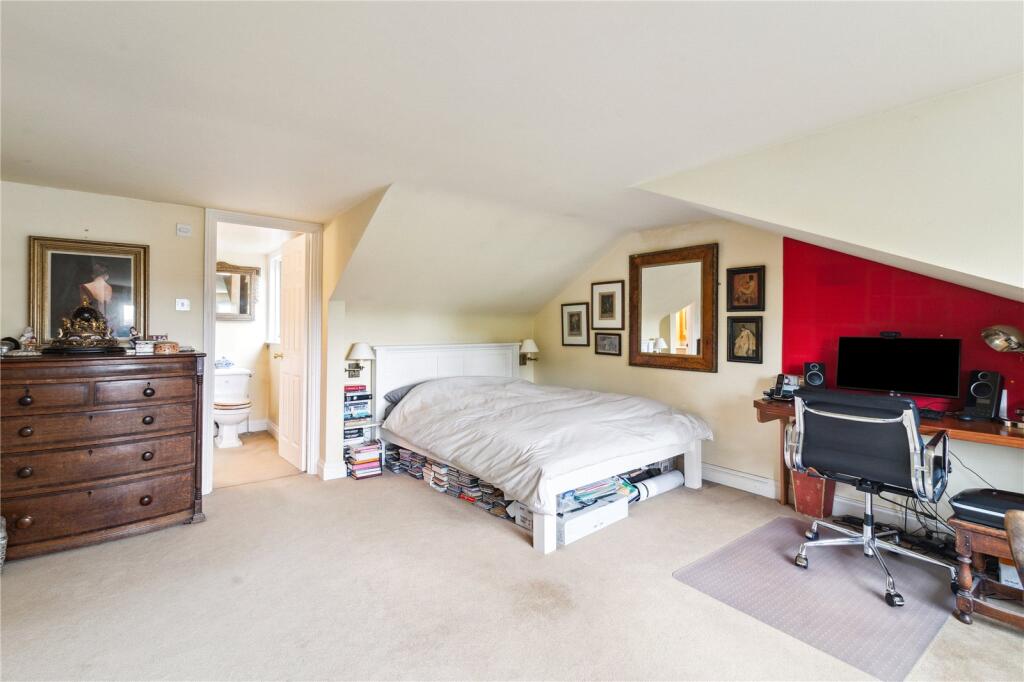 Principal Bedroom