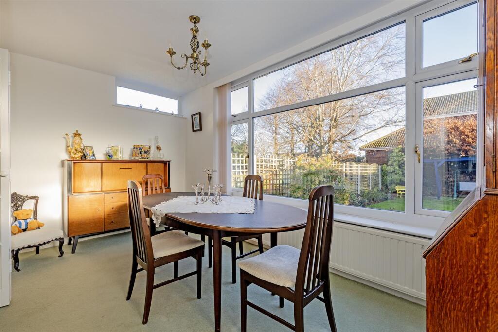 Dining Room-2.jpg