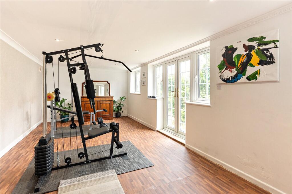 Extension/Gym