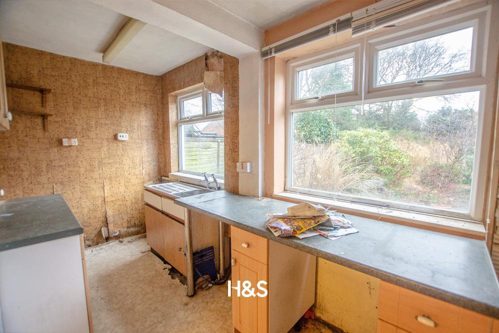 marshall lake road - kitchen.jpg