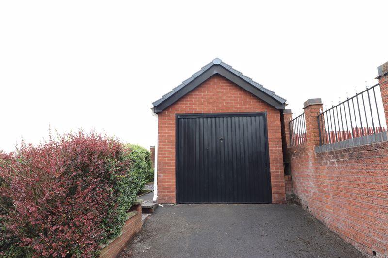 DETACHED GARAGE