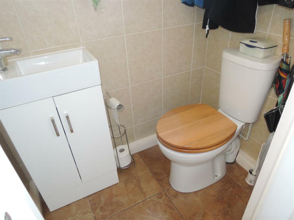 Cloakroom: